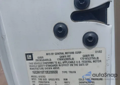 2002 Chevrolet Silverado 1500 Ls z USA, uszkodzony, nr VIN 1GCEK19T72E209938